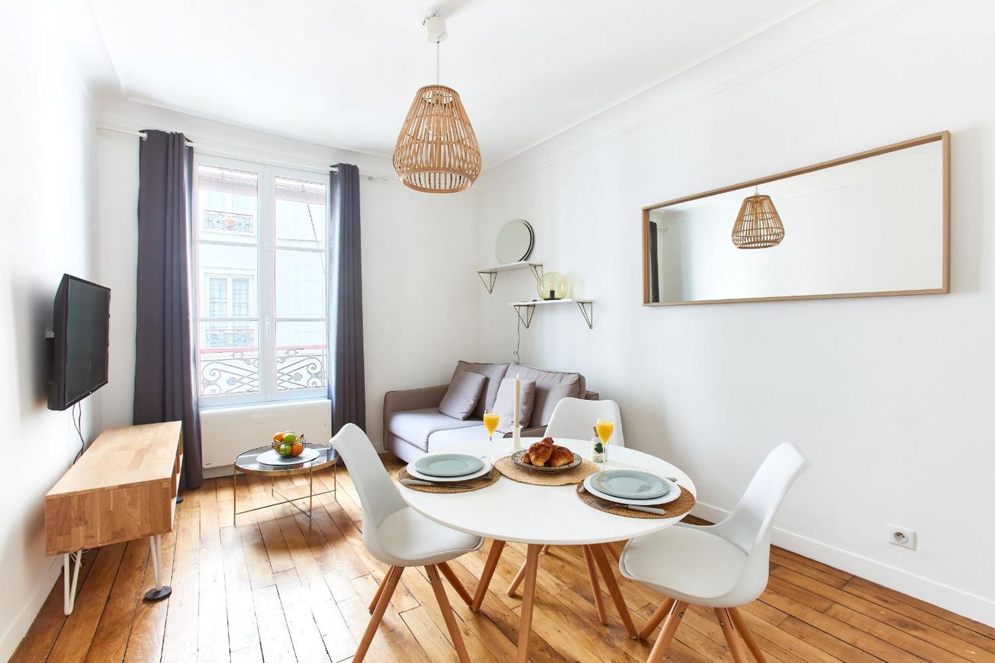 Montmartre & Rue Durantin - 1br - Cityapartmentstay Apartment Paris